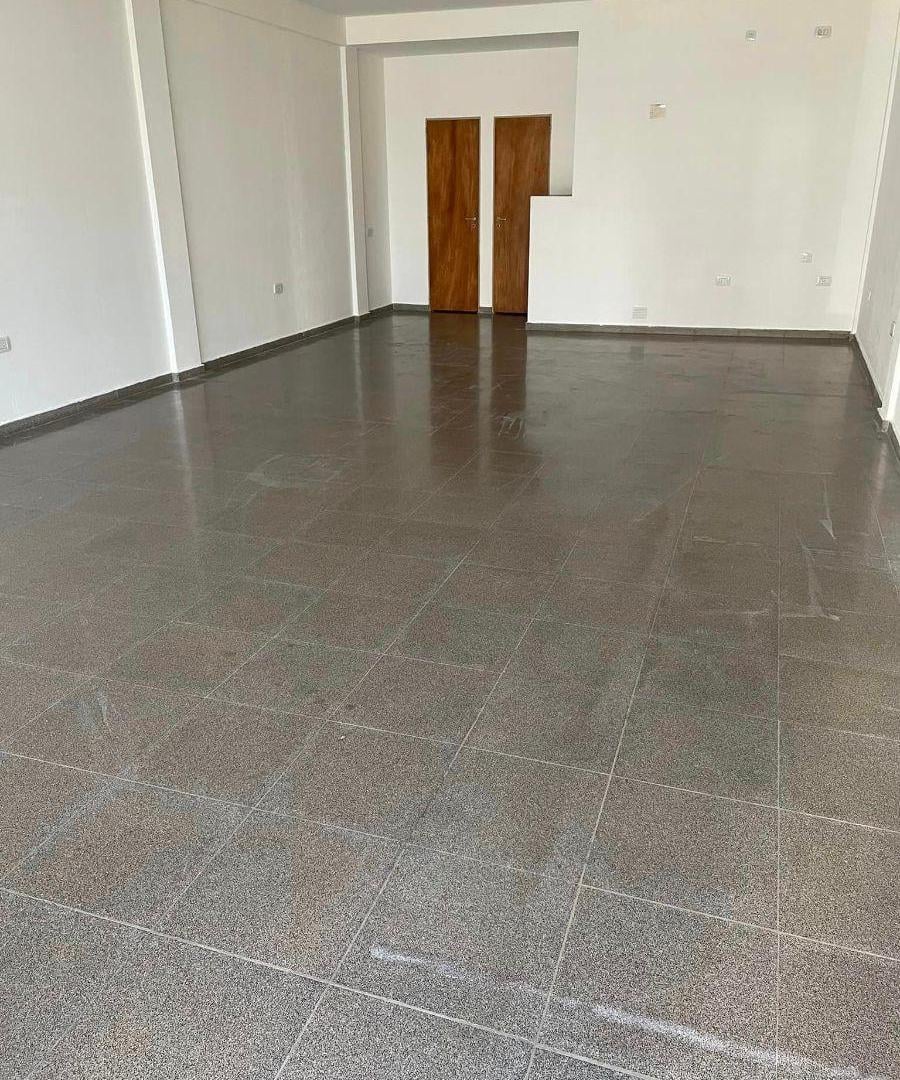 Foto de LOCAL EN ALQUILER 63 E/ 136 Y 137, imagen 1