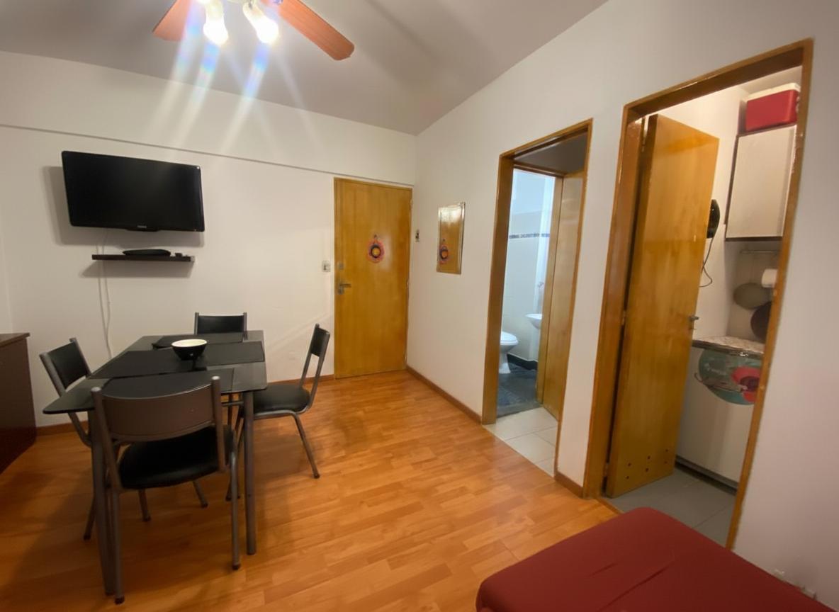 Departamento a la venta de 1 ambiente zona Güemes
