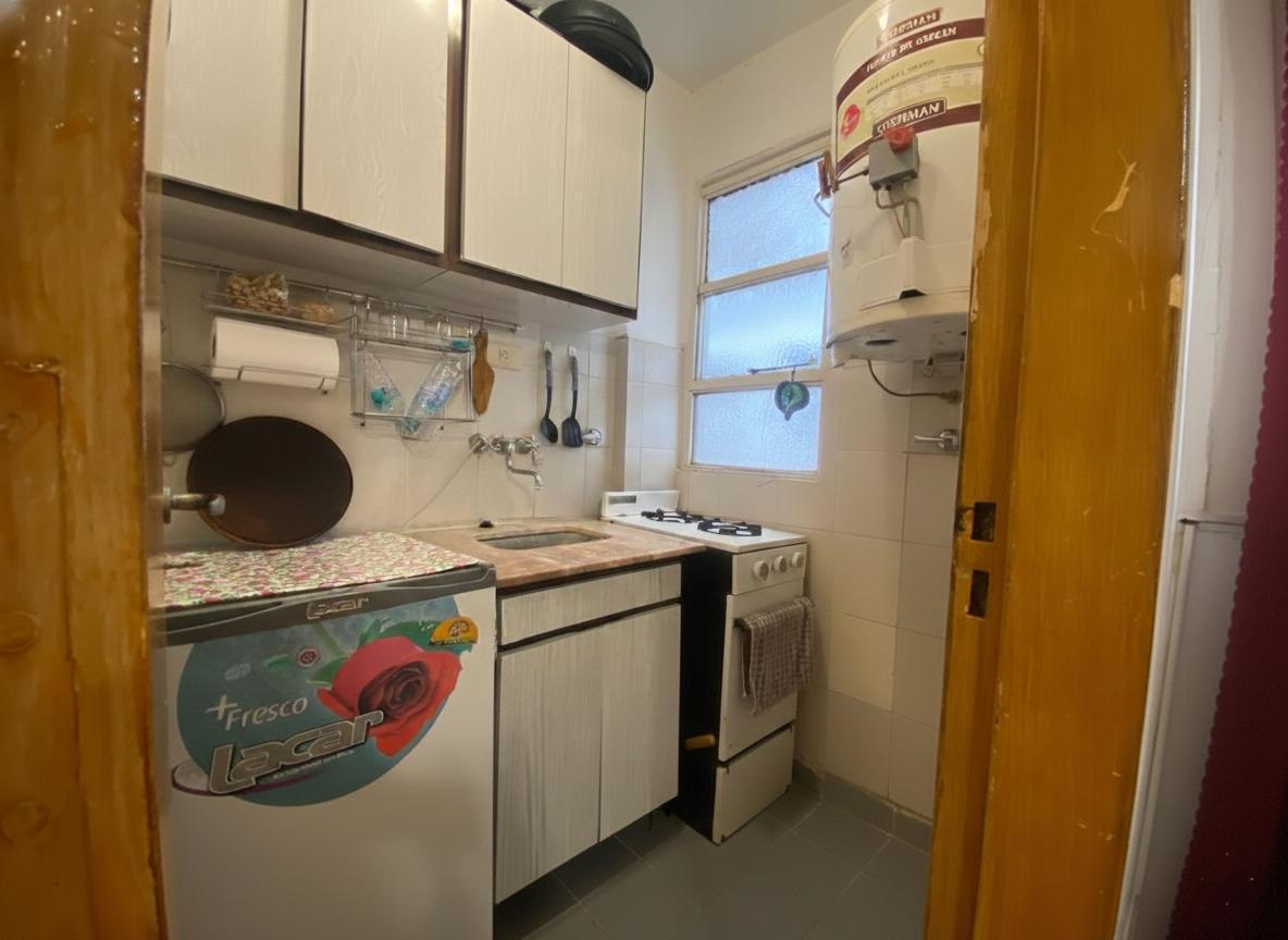 Foto de Departamento a la venta de 1 ambiente zona Güemes, imagen 4
