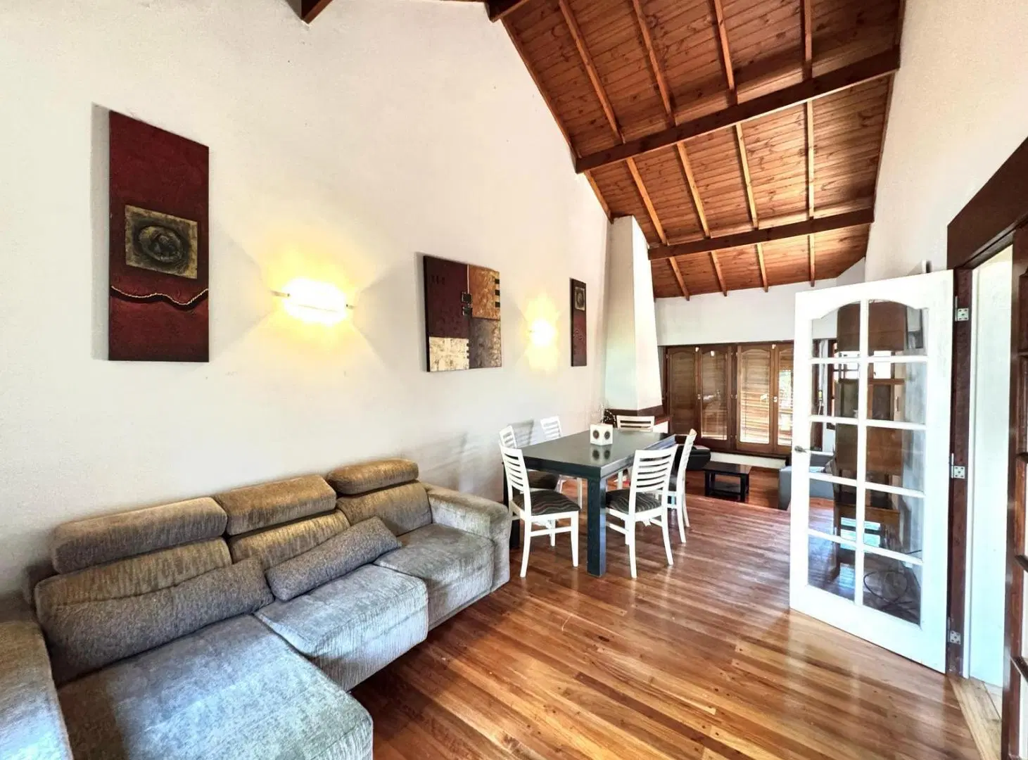 ALQUILER 24 MESES Chalet 4 ambientes con garage y pileta climatizada 4