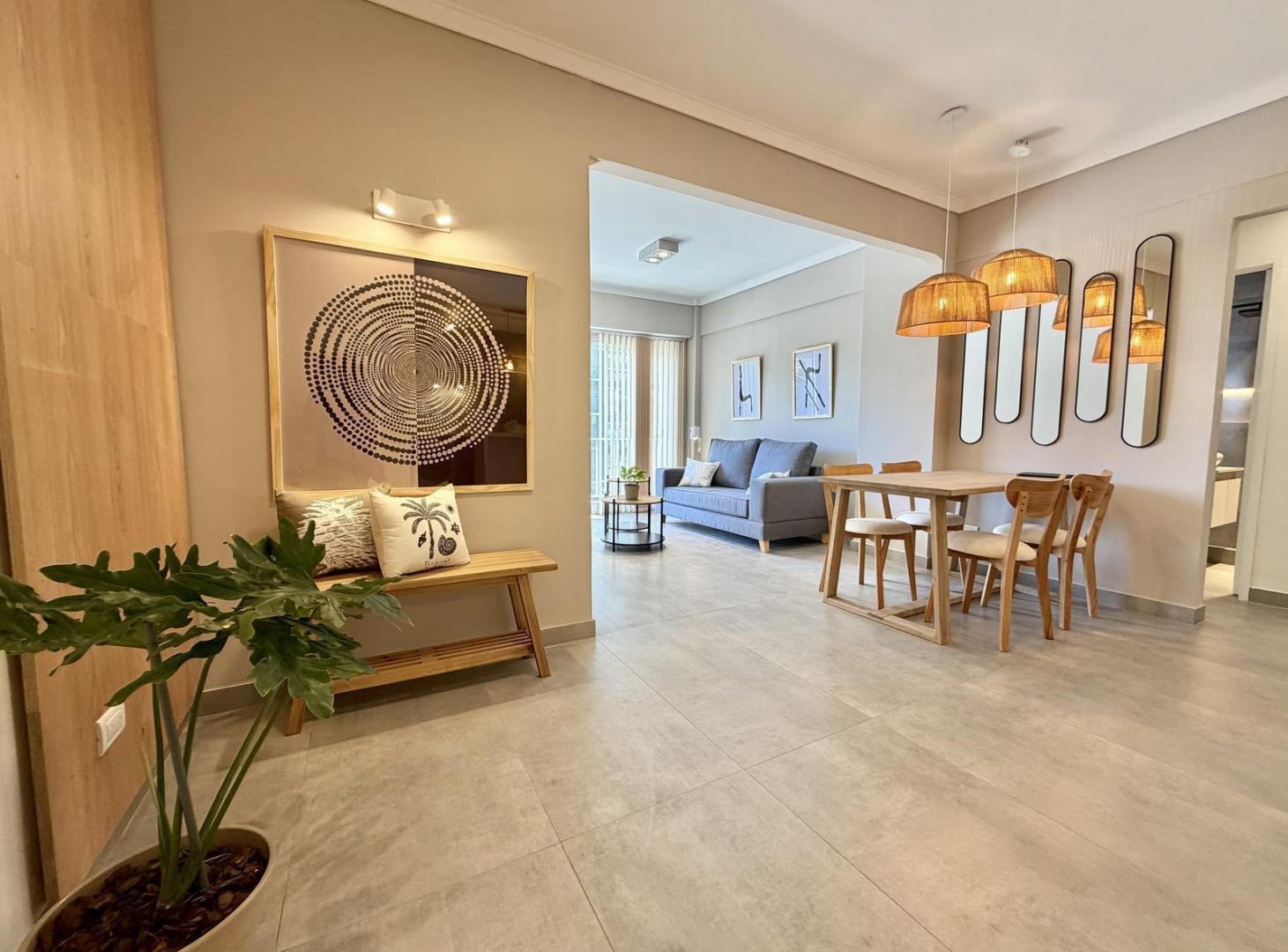 Foto de En venta Departamento 3 ambientes a la calle con balcón saliente, imagen 2