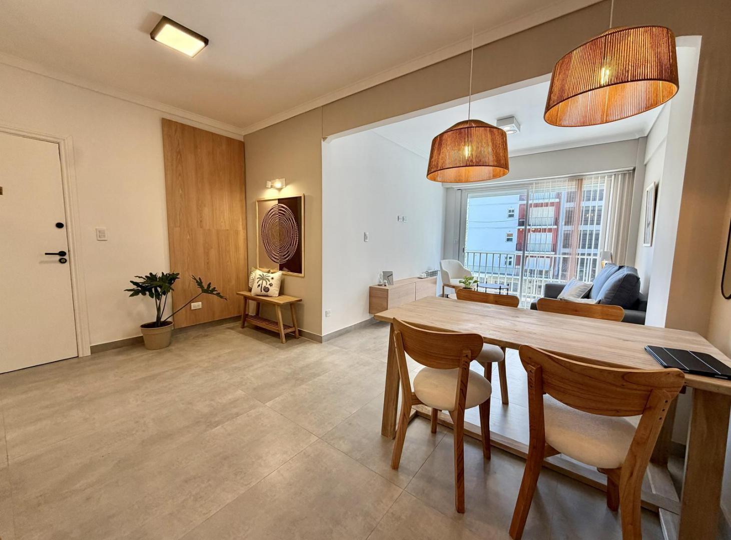 Foto de En venta Departamento 3 ambientes a la calle con balcón saliente, imagen 4