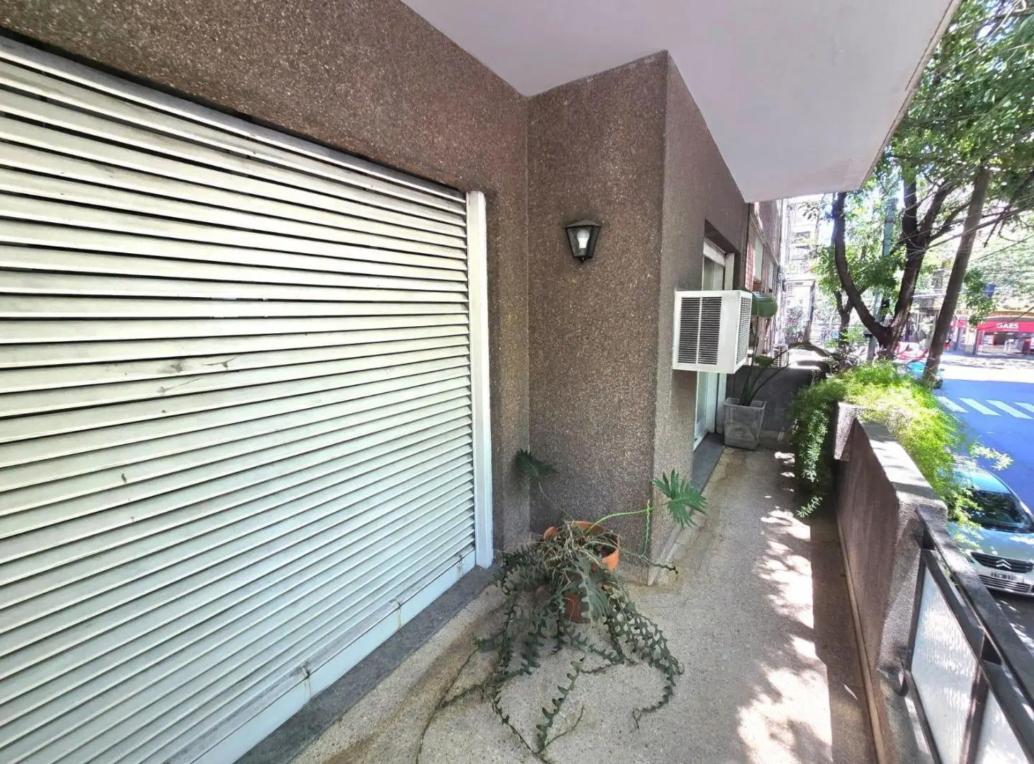 Casa 6 Ambientes con Cocheras en Balvanera - Excelente Ubicacion !!! 2