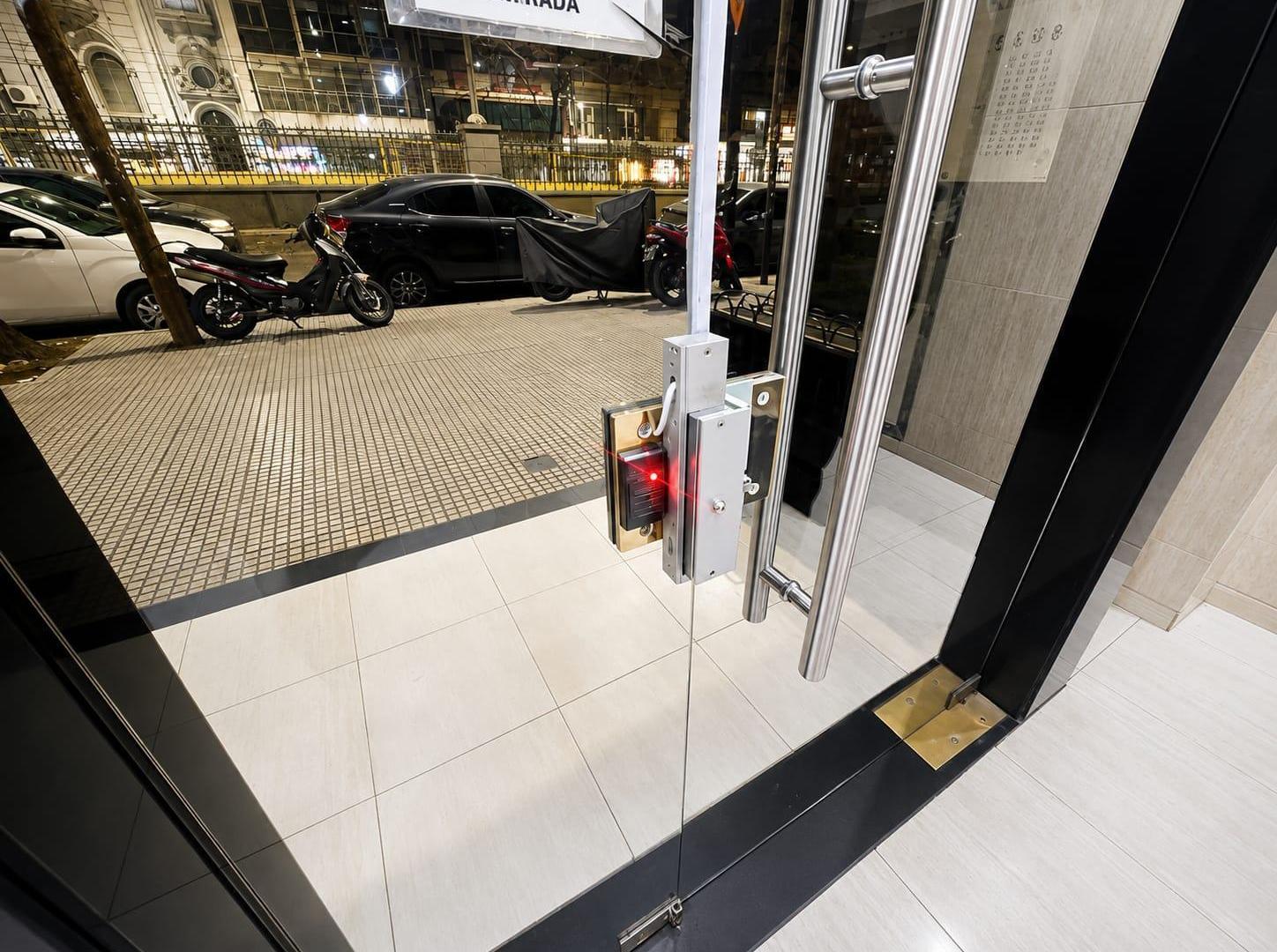 Foto de Departamento 4 ambientes con Dependencia de Servicios - en Caballito, imagen 5