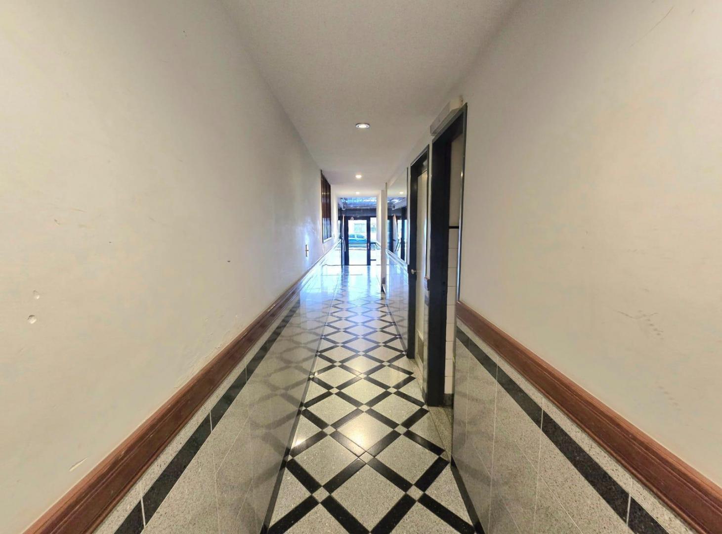 Foto de Departamento en San Telmo - 3 AMBIENTES - A Reciclar, imagen 2