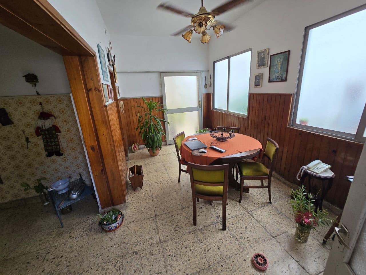 Foto de Casa en Villa Urquiza - con Depto (Ph), imagen 1