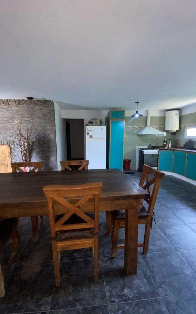 Foto de alquiler casa 6 personas,3 dormitorios a 5 cuadras del rio, imagen 3