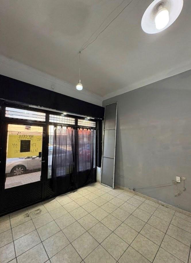 Foto de Local en Alquiler en Banfield, Lomas de Zamora, G.B.A. Zona Sur, imagen 4