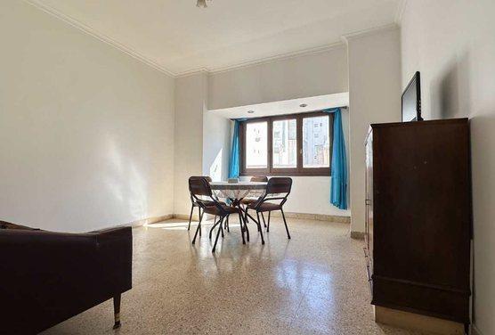Venta departamento 2 ambientes Plaza Colón al frente