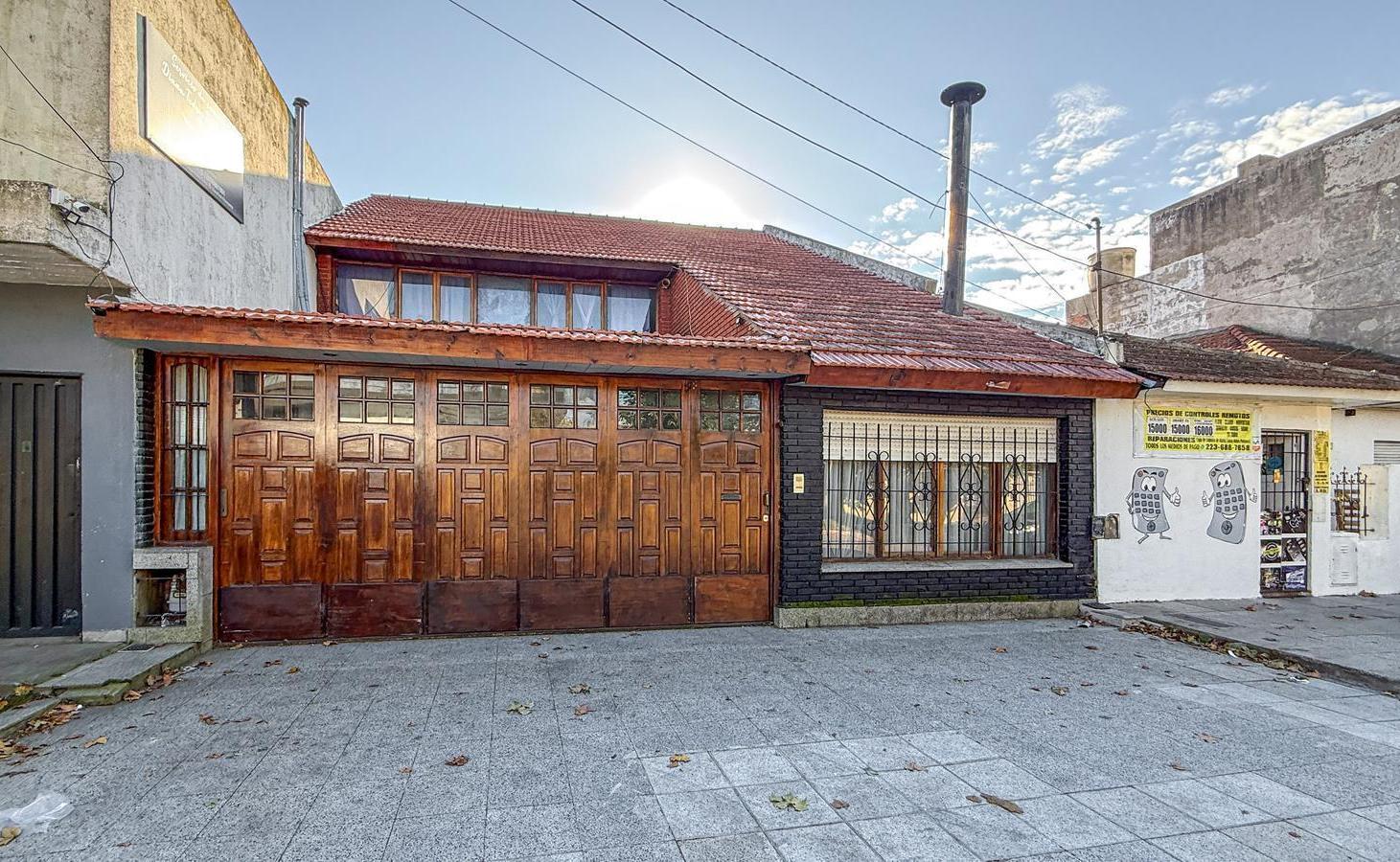 Casa 4 amb garage patio parrilla y pileta Mar del Plata
