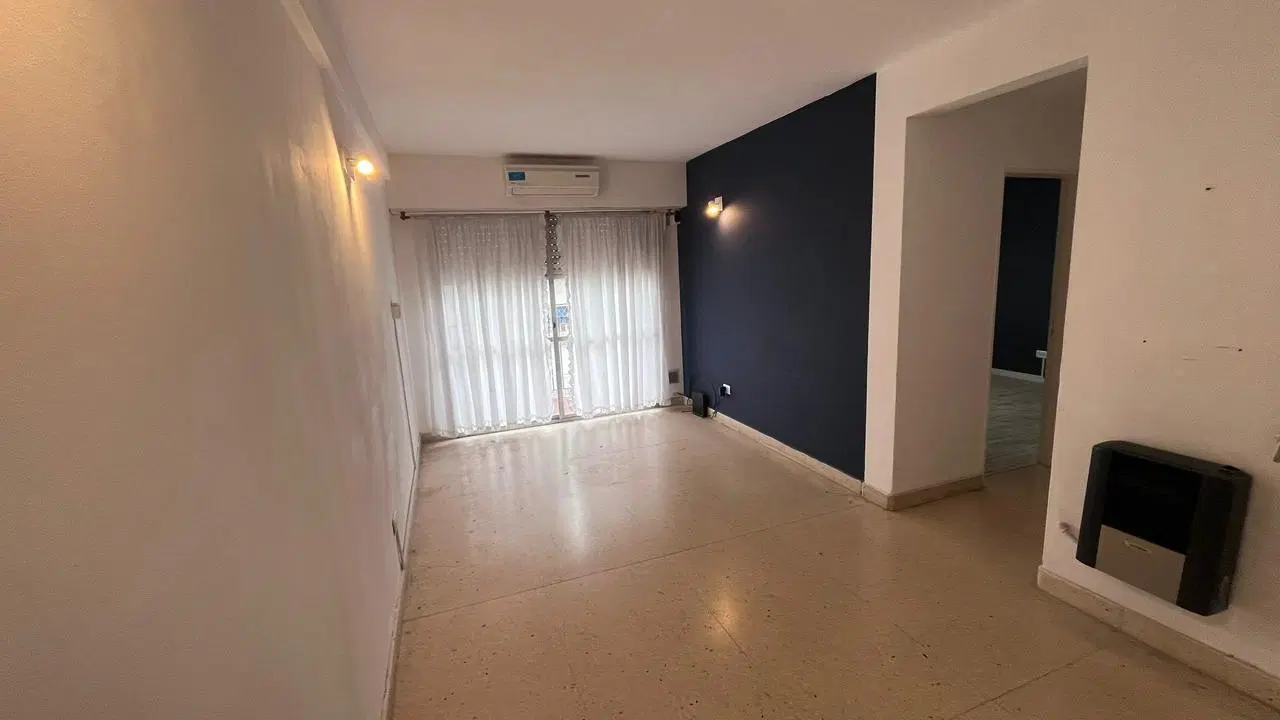 ALQUILER DEPARTAMENTO 2 AMBIENTES MACROCENTRO AL FRENTE CON BALCÓN SIN EXPENSAS 4