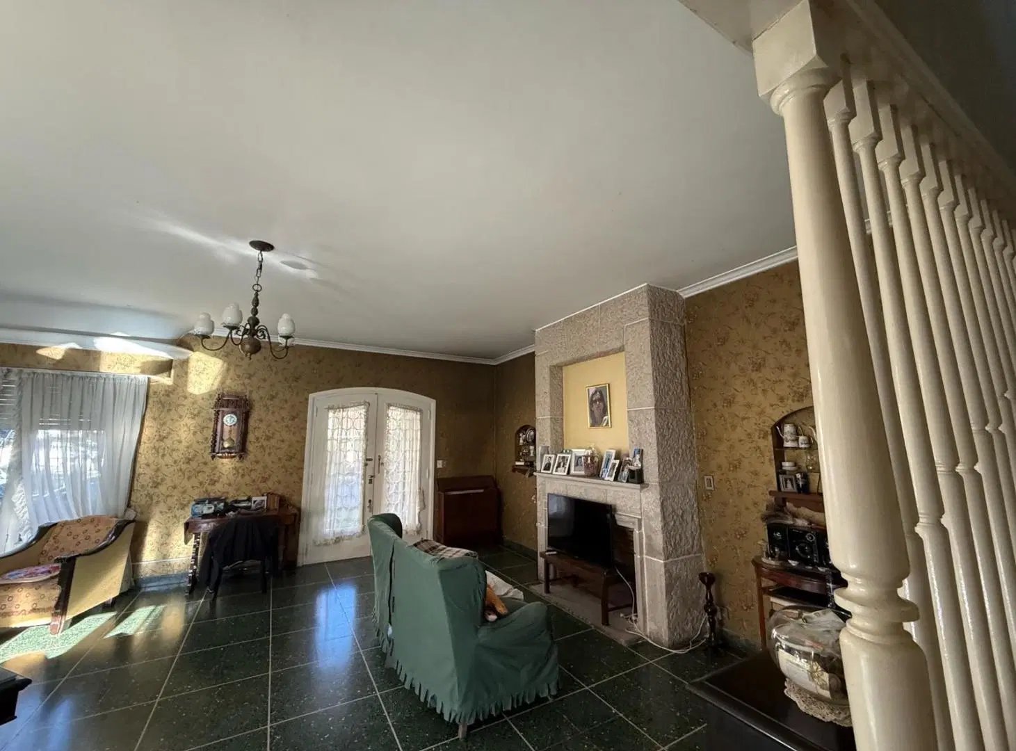 VENTA CASA 4 AMBIENTES CHAUVIN 4