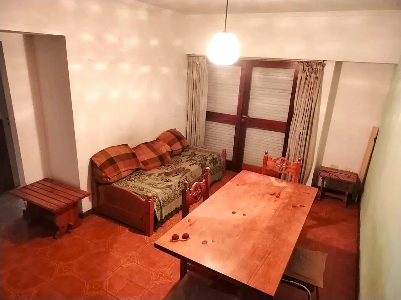 Departamento 2 amb con balcón EN ALQUILER cochera, SUM, patio con parrillas 3