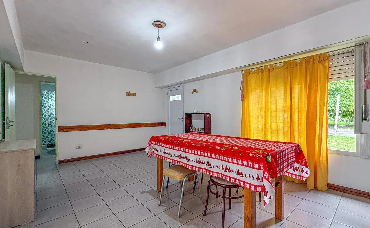 Alquiler en Block: Casa de 3 amb y local de 30 m² Lomas Del Golf Mar del Plata 2