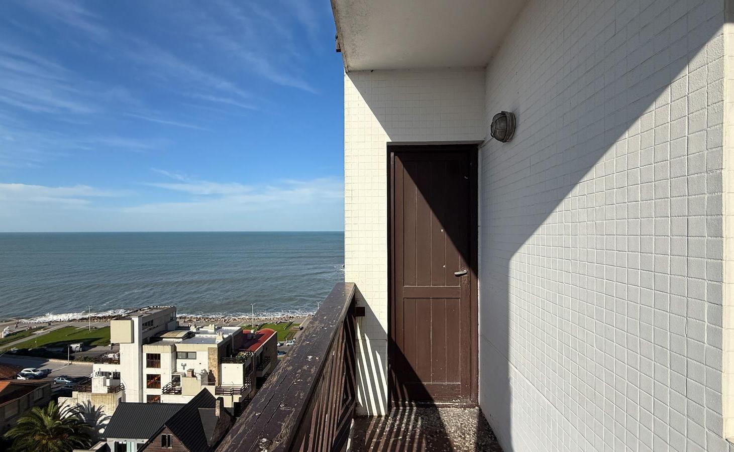 Foto de Venta Departamento 4 ambientes Cochera Vista al Mar, imagen 1