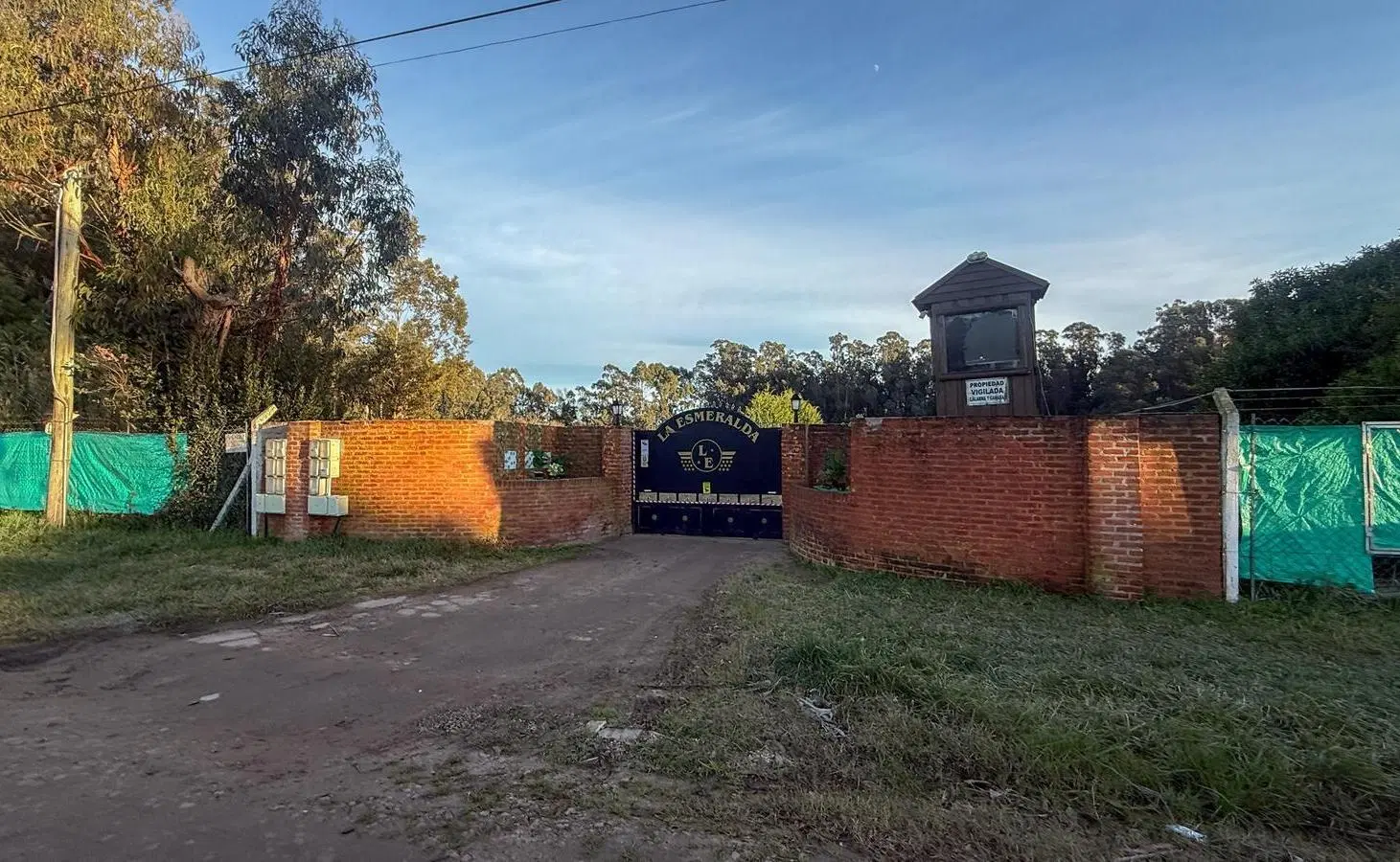 Venta Terreno 1194 mt2 Barrio cerrado La Esmeralda 1