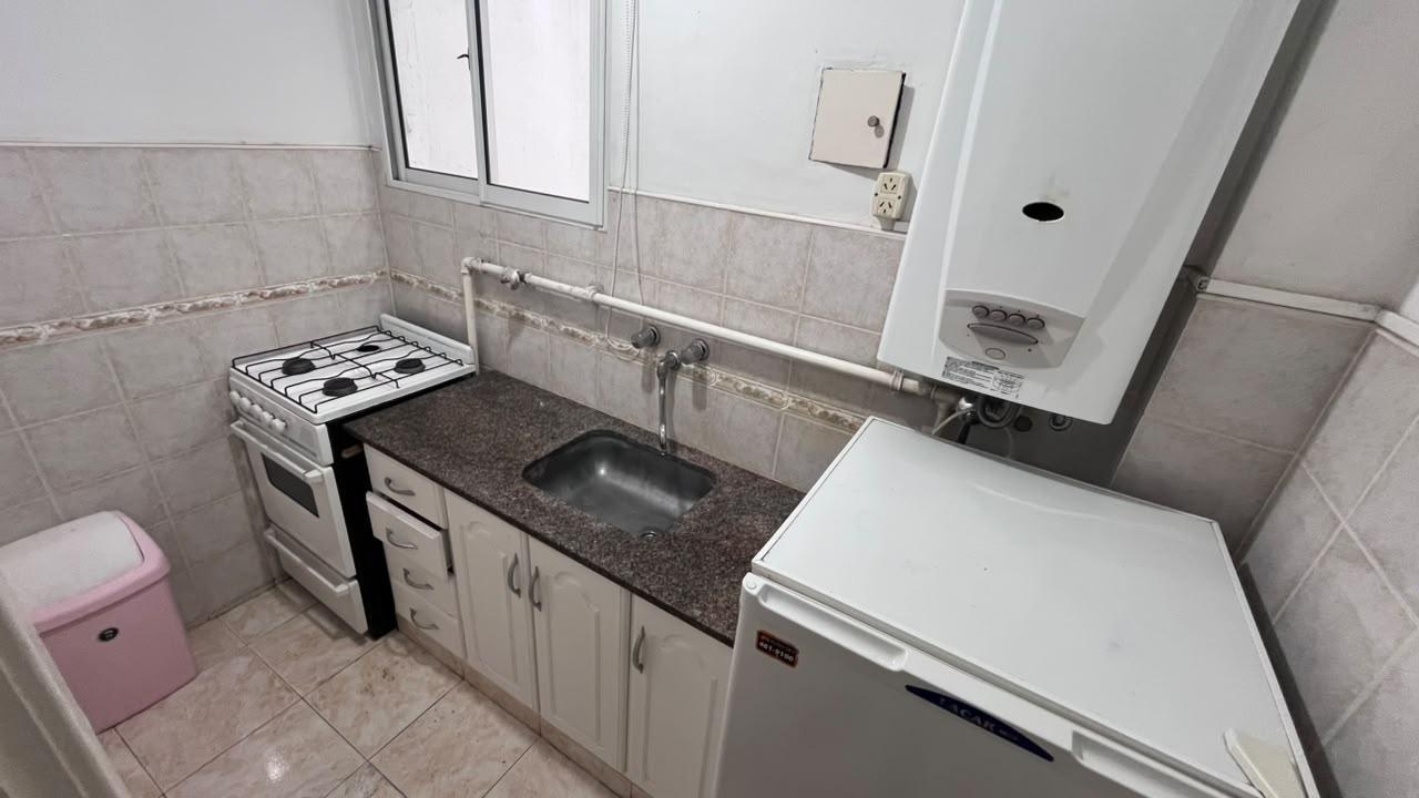Foto de Venta Departamento 2 ambientes al frente con balcón invertido, imagen 3