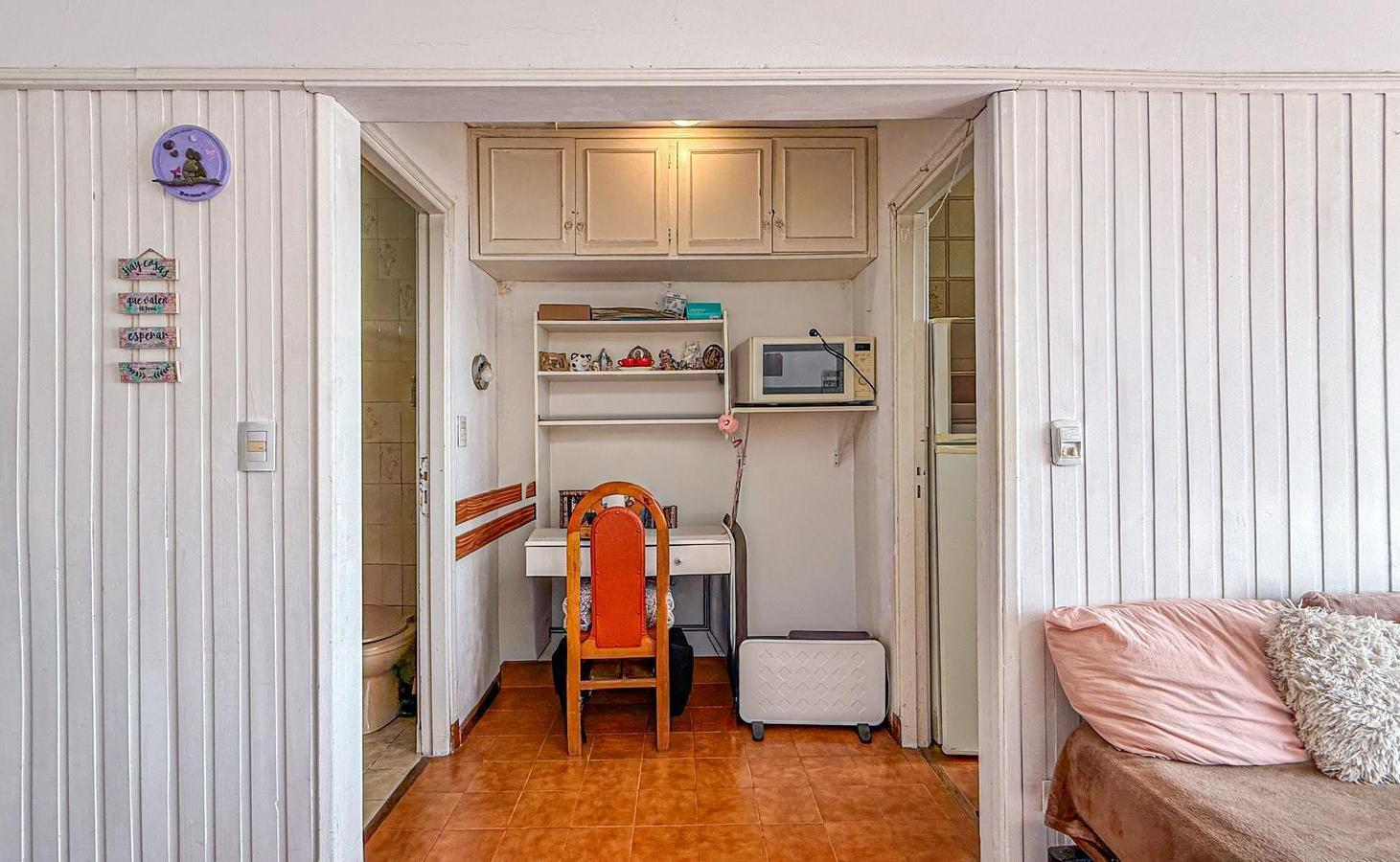 Foto de Dpto monoambiente en venta con balcón saliente vista a plaza colón, imagen 2