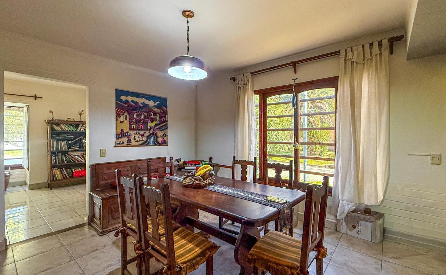 Foto de Venta Casa 3 ambientes con garage y patio Los Pinares, imagen 5