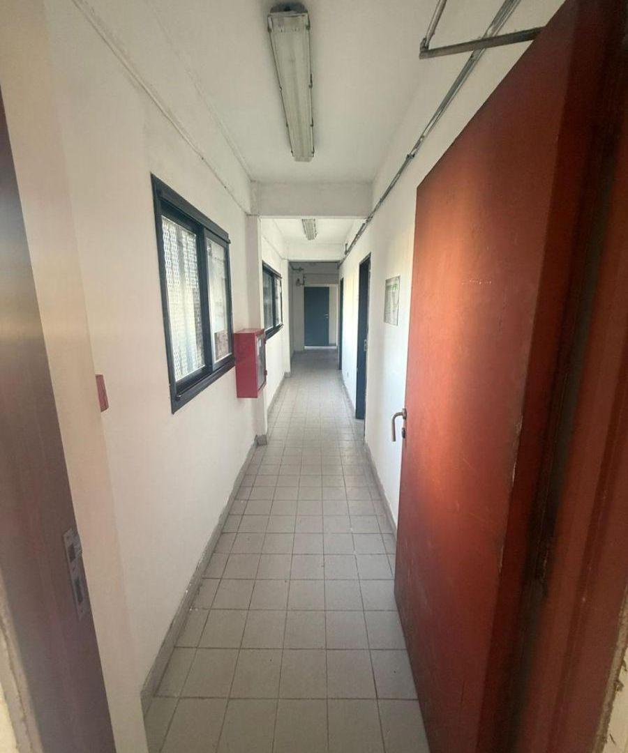 Foto de EXCEPCIONAL INMUEBLE COMERCIAL / INDUSTRIAL DE MÁS DE 1.000 m², imagen 5