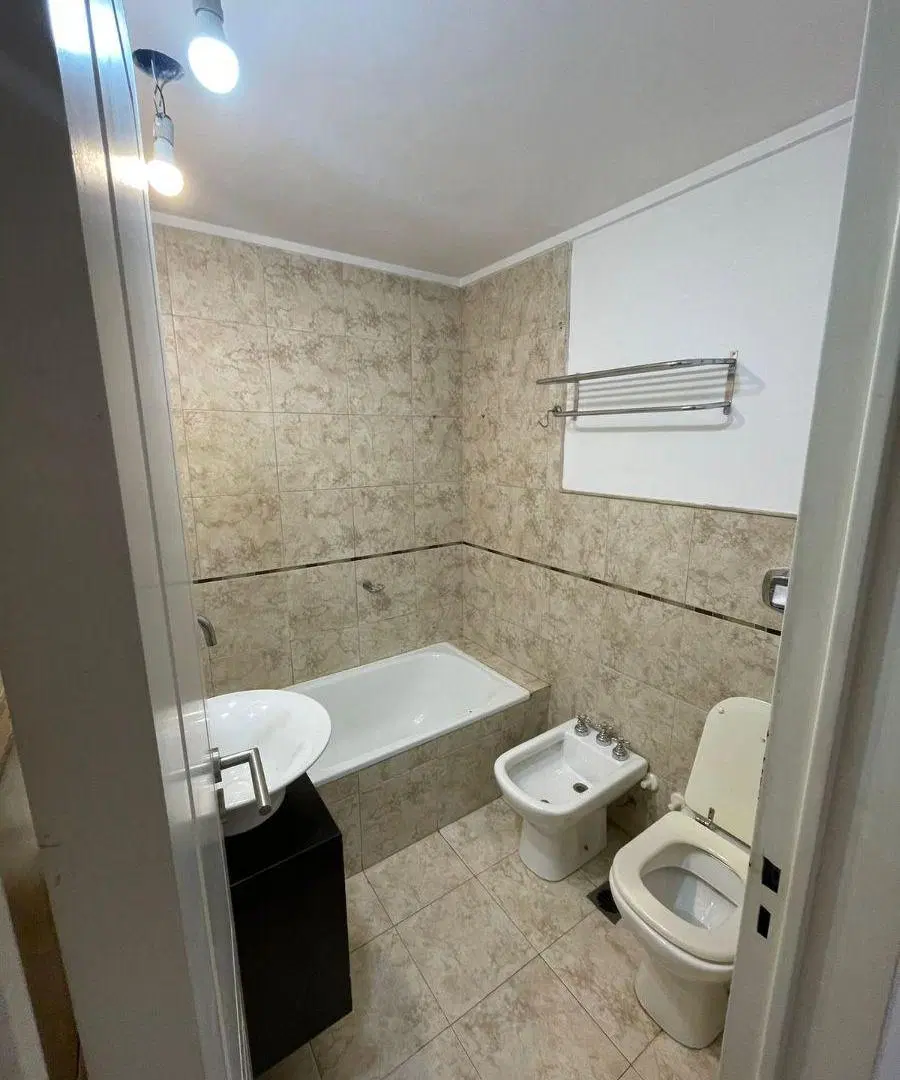 Departamento en alquiler en Banfield 3