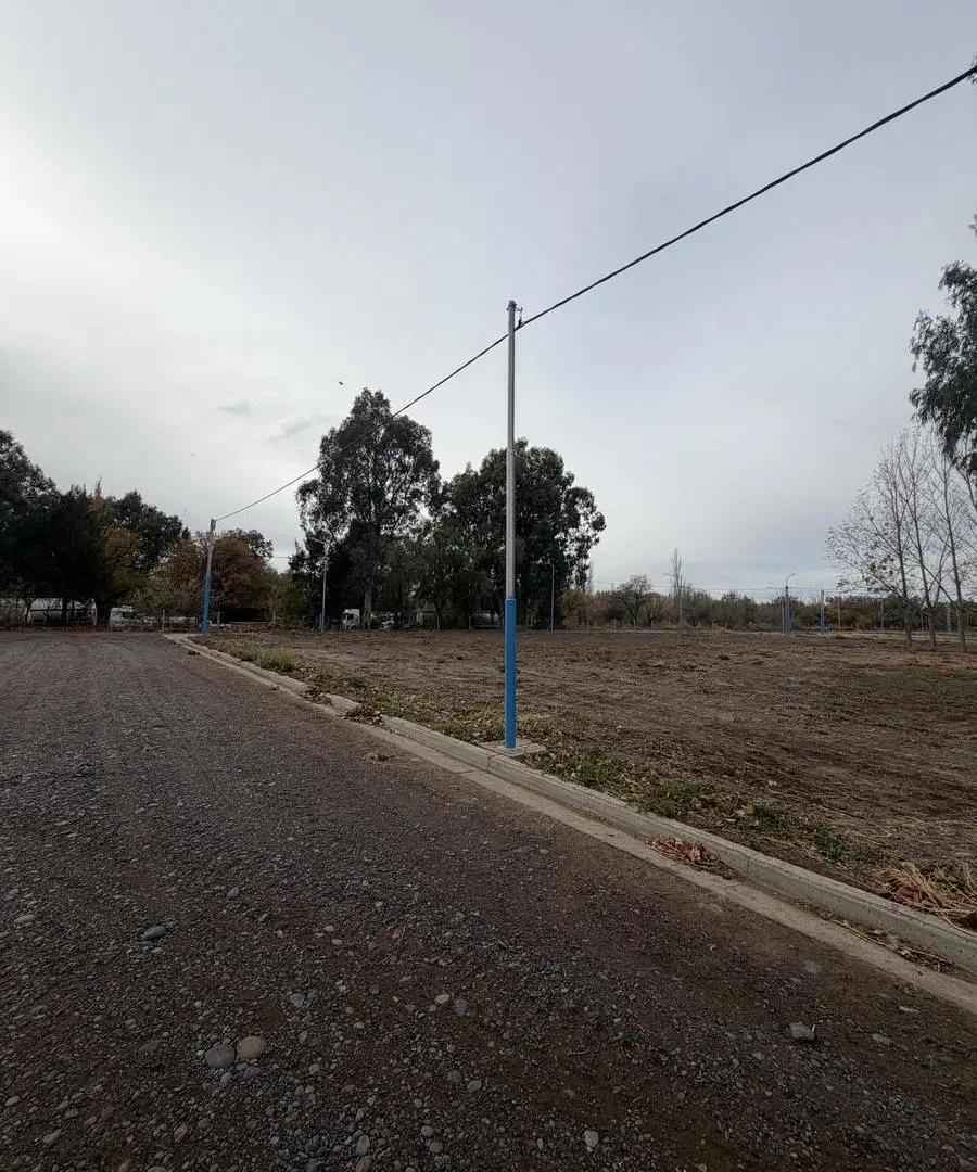 Venta de Lote en Loteo Nuevo Rocio de Centenario 6