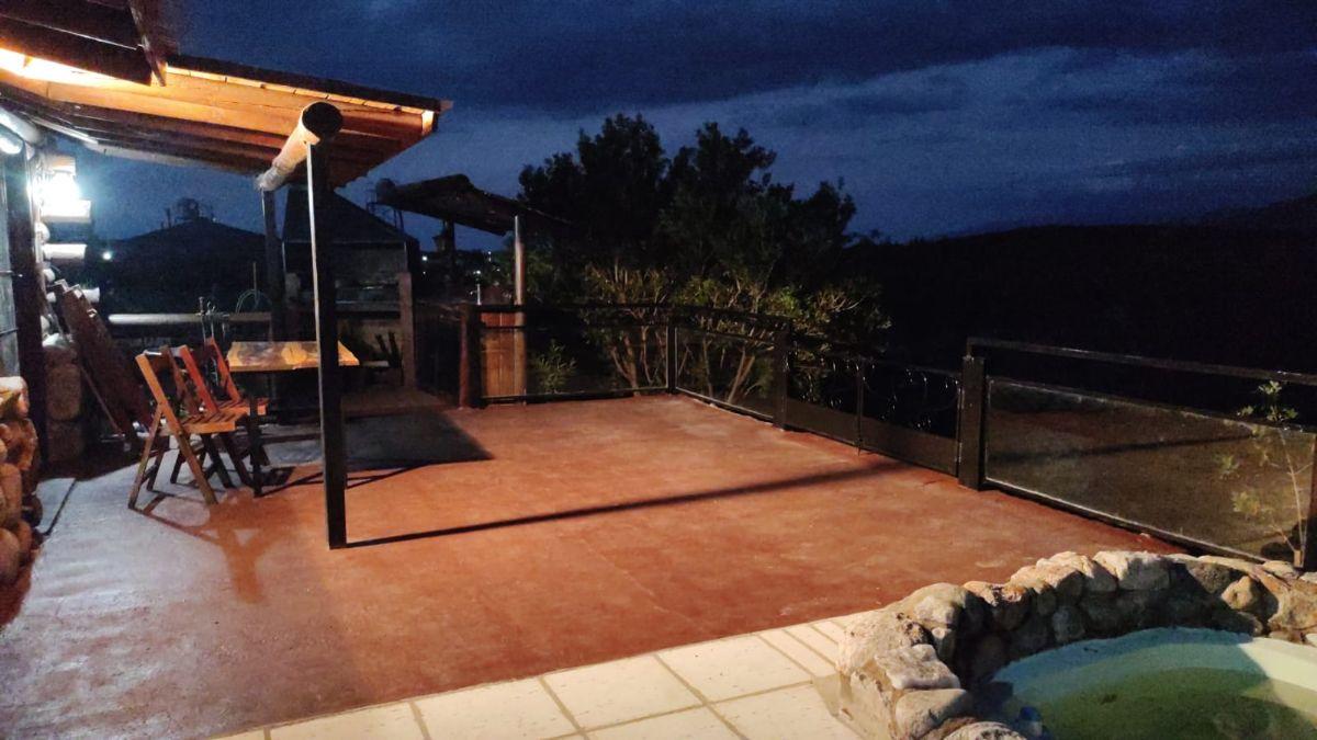 Foto de Venta Cabaña Río Claro | Piedra Y Madera, Bajada Al Río, Jacuzzi Y, imagen 3