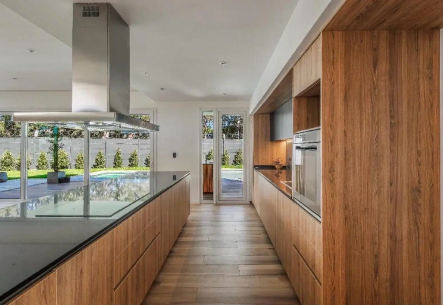 Casa de 4 dormitorios - VENTA, CARPINCHOS 4