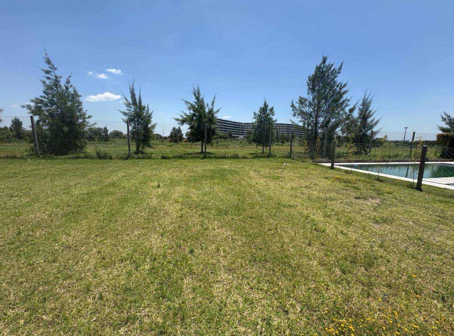 Foto de BARRIO CARPINCHOS/ LOTE INTERNO AL ARROYO EN VENTA, imagen 1