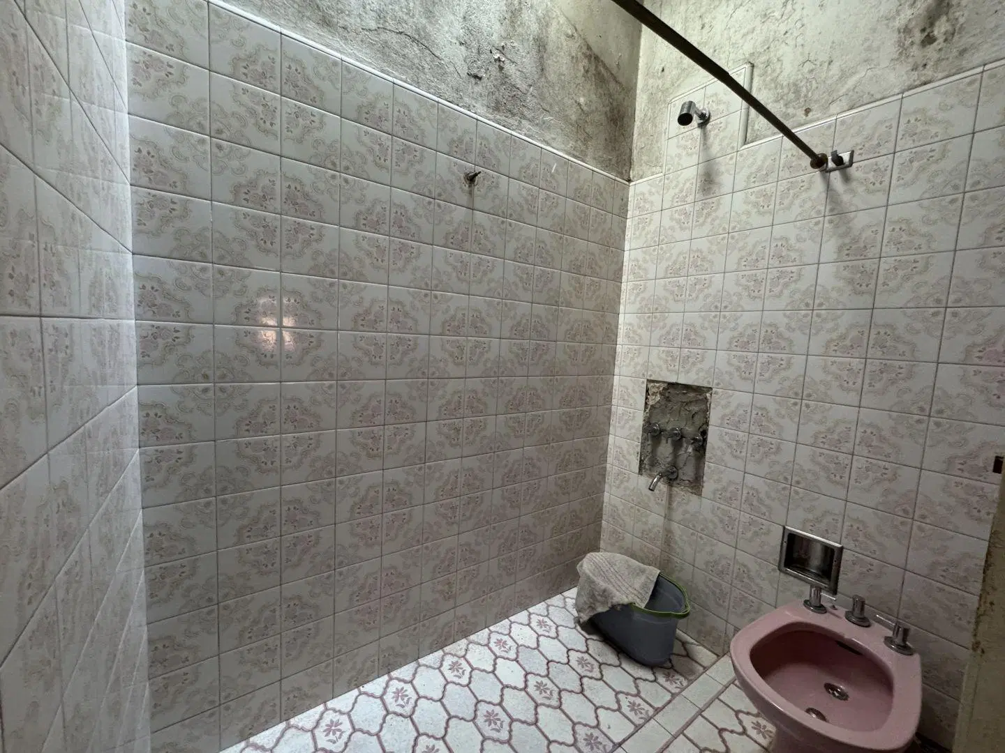 Casa en venta sobre lote propio en Boulogne con gran potencial de renovación 4