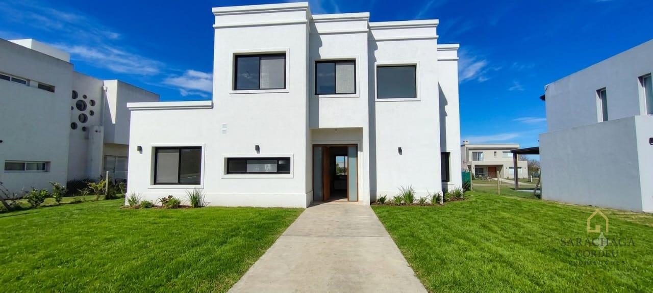 Foto de Casa a la laguna en El Canton - Norte, imagen 3