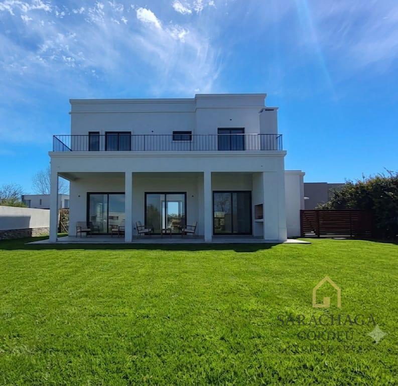 Foto de Casa a la laguna en El Canton - Norte, imagen 1