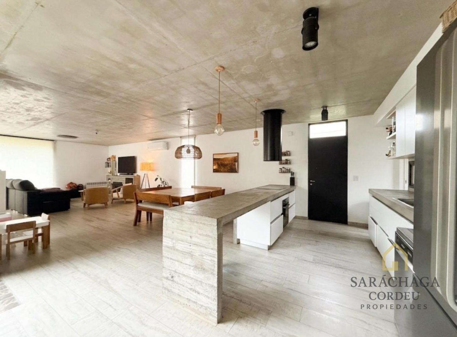 Foto de Excelente casa en una planta, con distribucion funcional, Barrio San, imagen 1