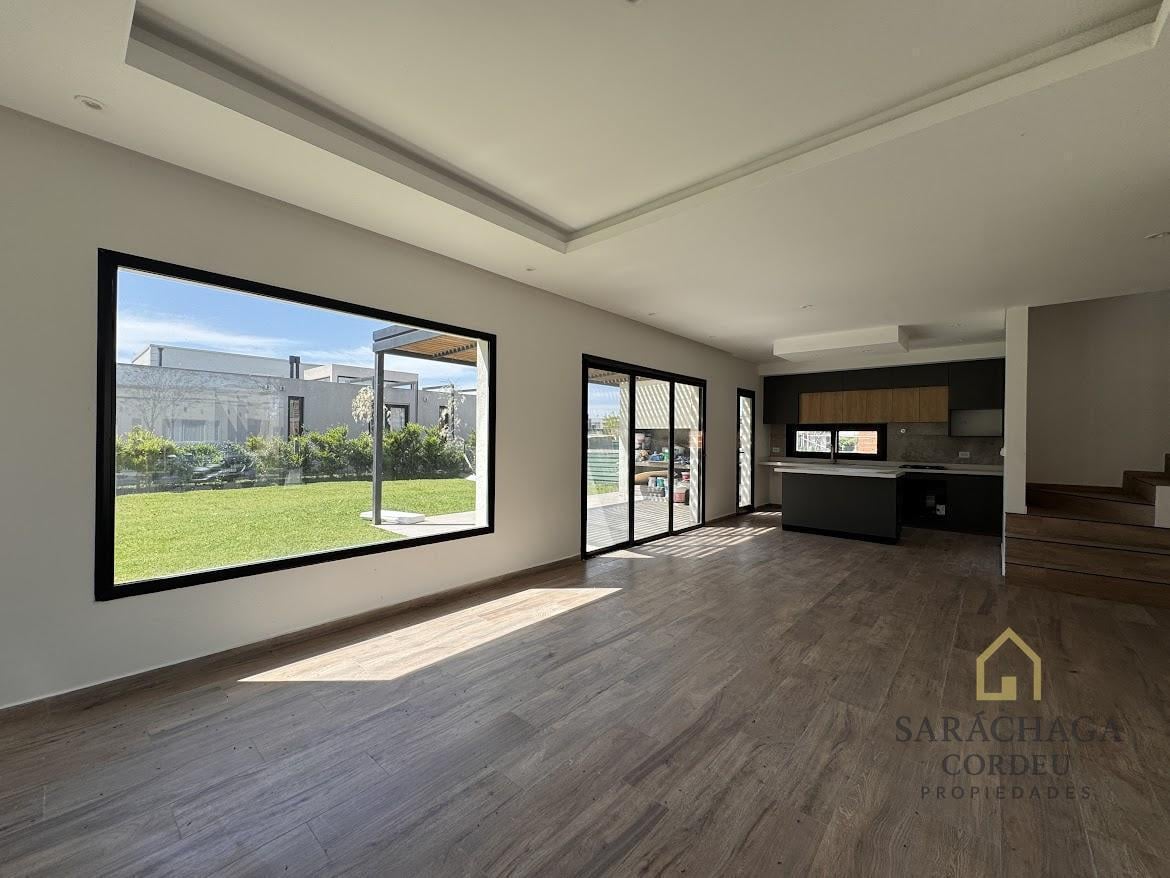 Foto de Casa en Venta -5 amb.- a estrenar- Barrio Santo Tomas Pilar, imagen 4