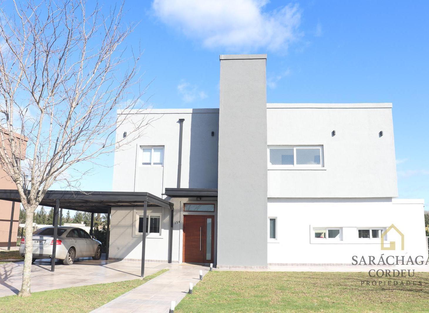 Foto de Casa en Venta a la laguna dos plantas, Barrio San Matias, imagen 1