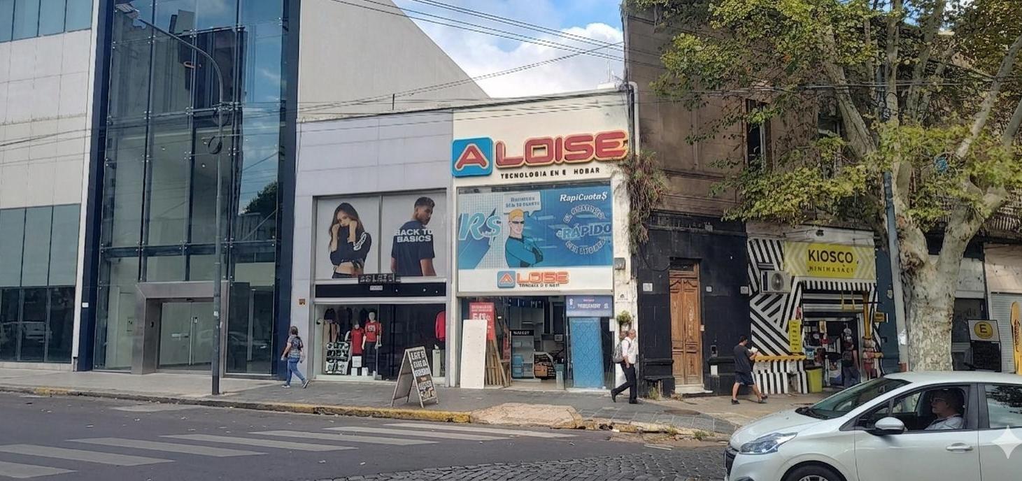 Foto de Local 432 m² en esquina | Doble altura | Centro La Plata, imagen 3