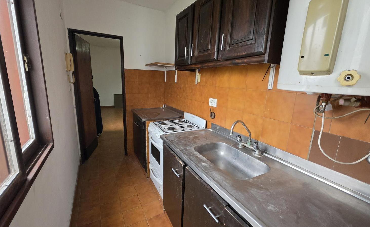 Foto de 2 dormitorios en venta | Amplios espacios verdes | Av. 60 y 141, imagen 2