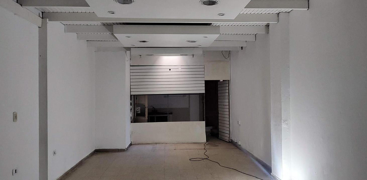 Foto de Local Comercial con Vivienda en Venta La Plata, imagen 3