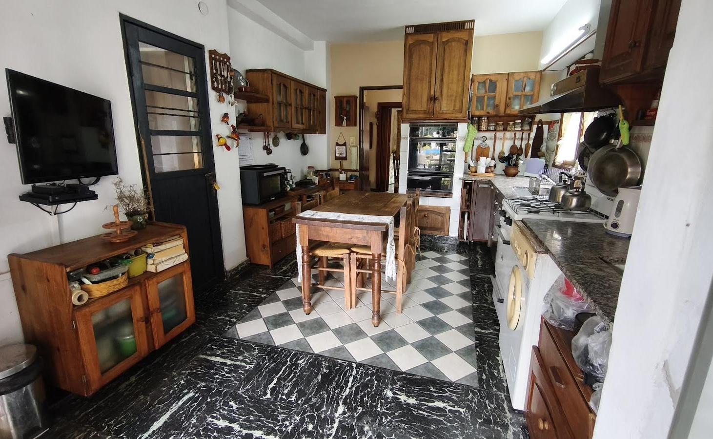 Foto de CASA EN VENTA C/PARQUE, PILETA Y QUINCHO | LOTE 600 M² | AV. 31 | SAN, imagen 4