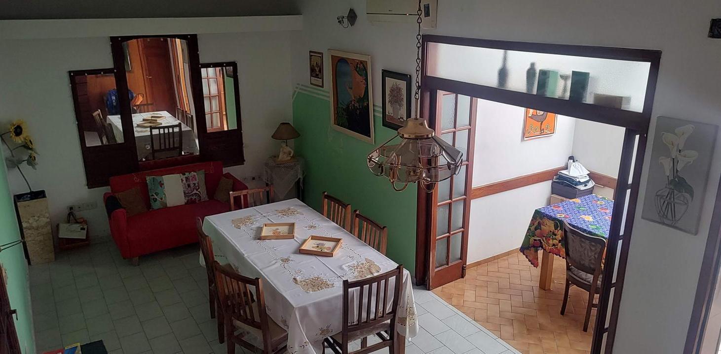 Foto de PH en Alquiler sobre Avenida 7 – 2 Dormitorios, Terraza y Sin Expensas, imagen 1