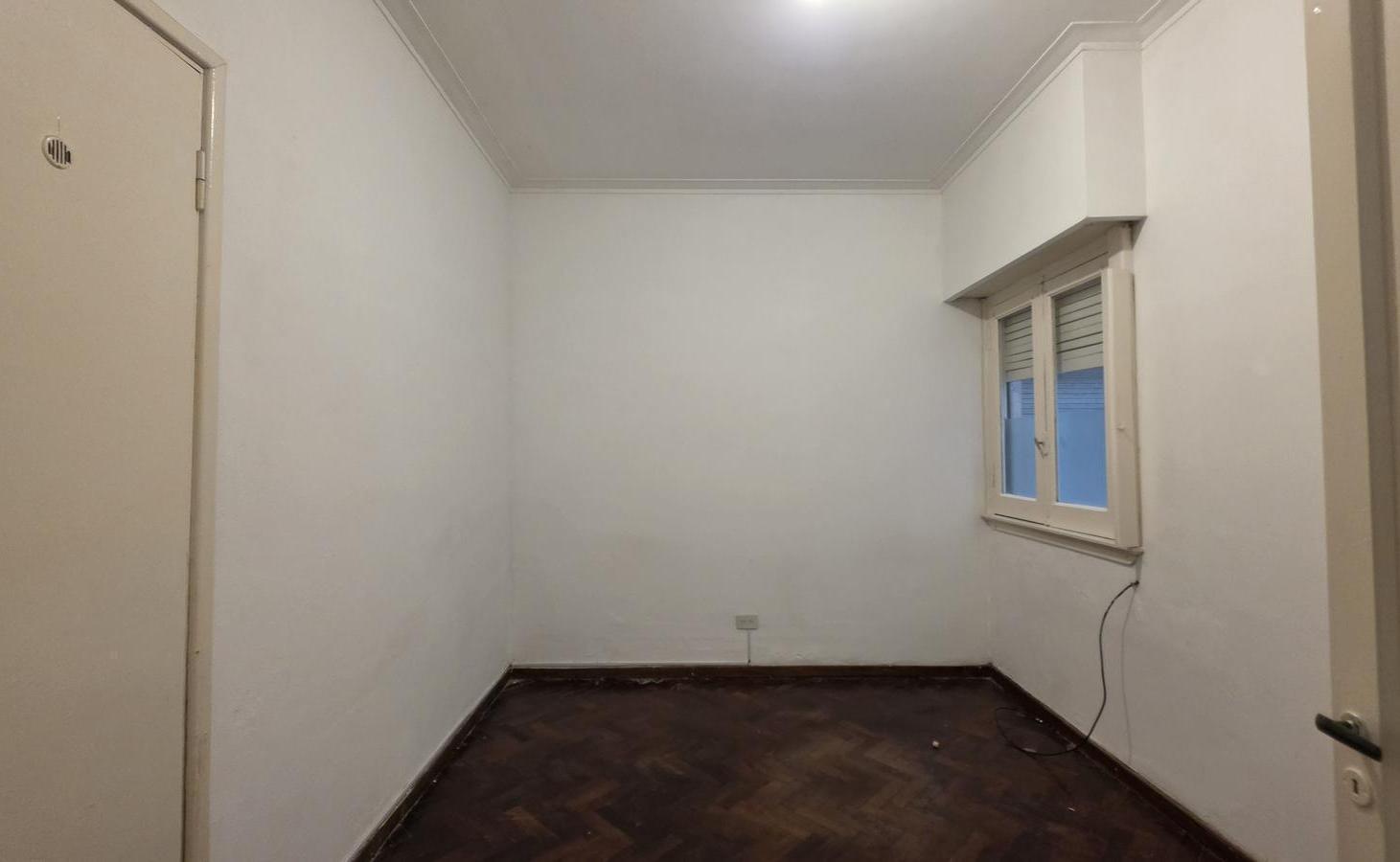 Foto de Departamento de 2 dormitorios en alquiler | Balcón al frente | Centro, imagen 4
