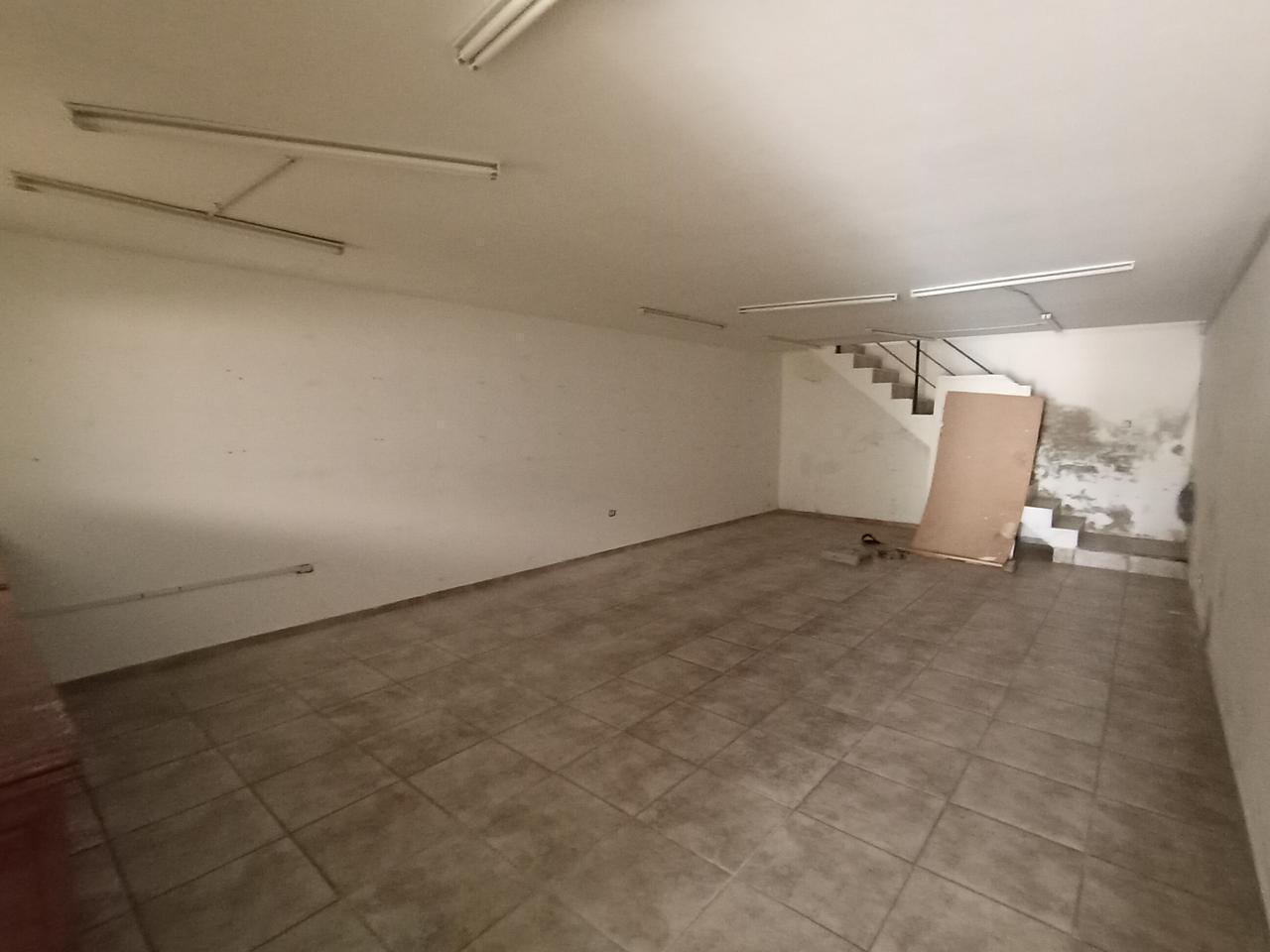 Foto de LOCAL COMERCIAL EN ALQUILER – CALLE 12 | 180 m² | DOBLE ALTURA, imagen 2