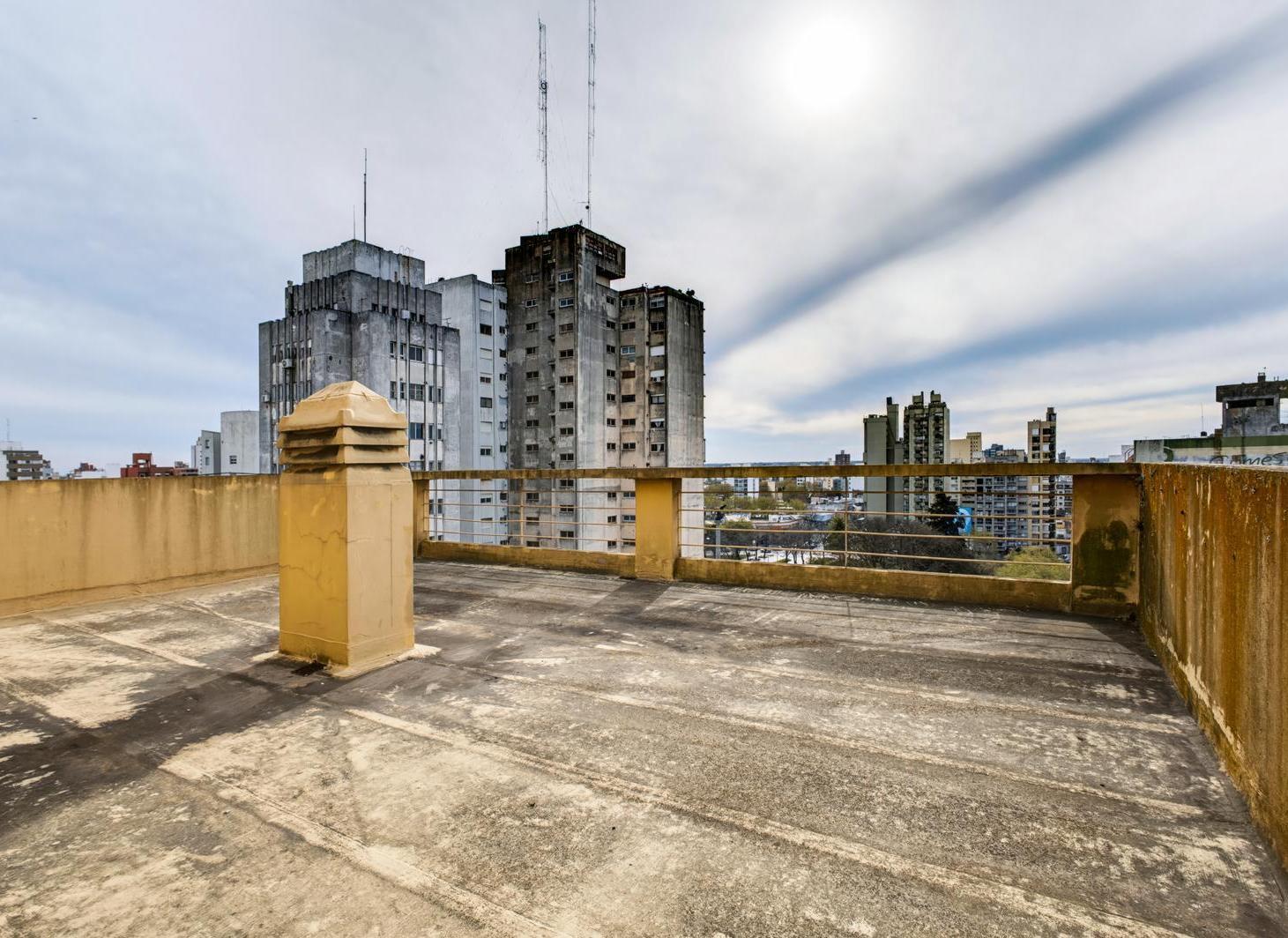 Foto de 2 dormitorios | terraza propia | cochera | Vista a Plaza Italia | Apto, imagen 4