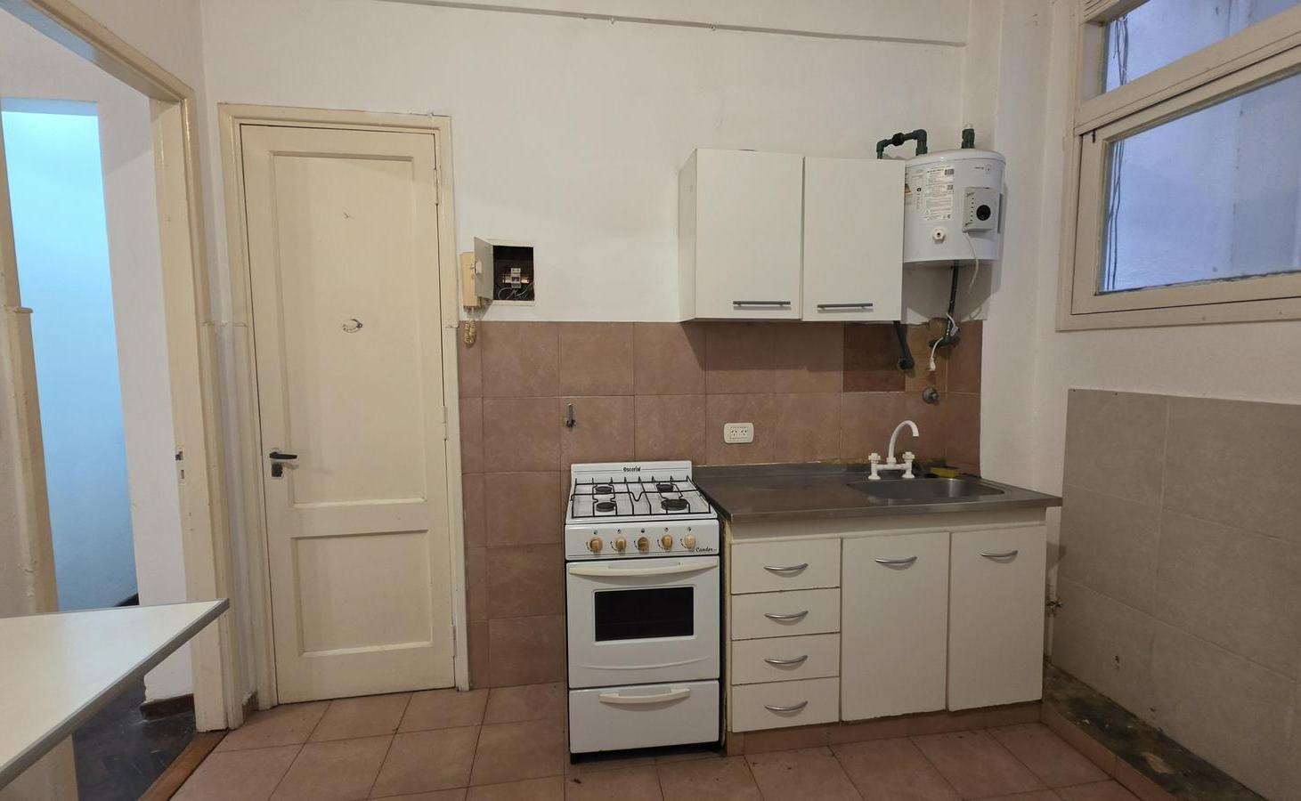 Foto de Departamento de 2 dormitorios en alquiler | Balcón al frente | Centro, imagen 5