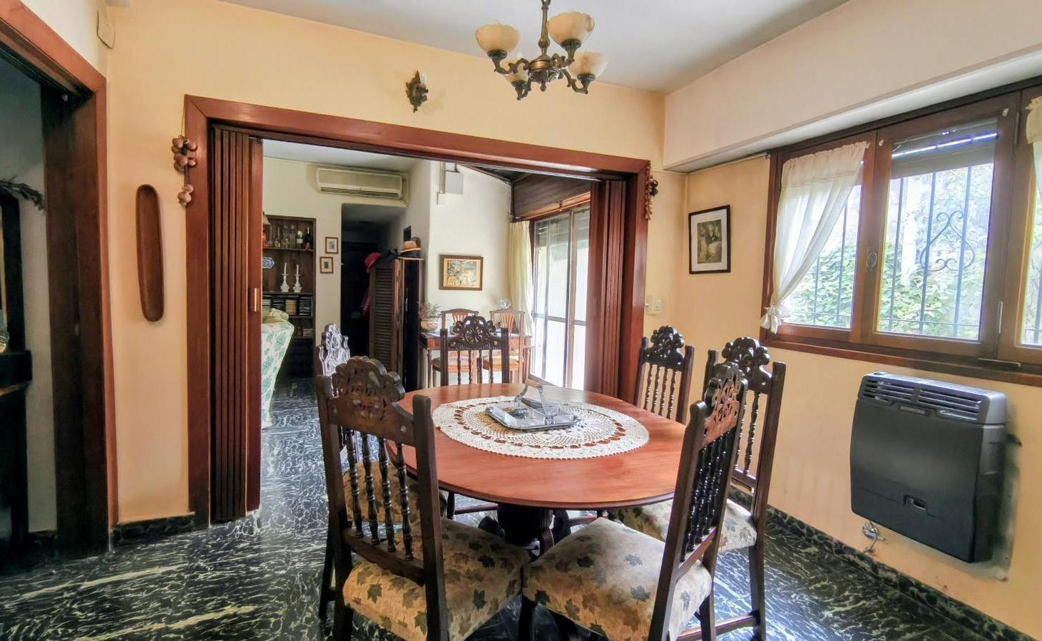 Foto de CASA EN VENTA C/PARQUE, PILETA Y QUINCHO | LOTE 600 M² | AV. 31 | SAN, imagen 3