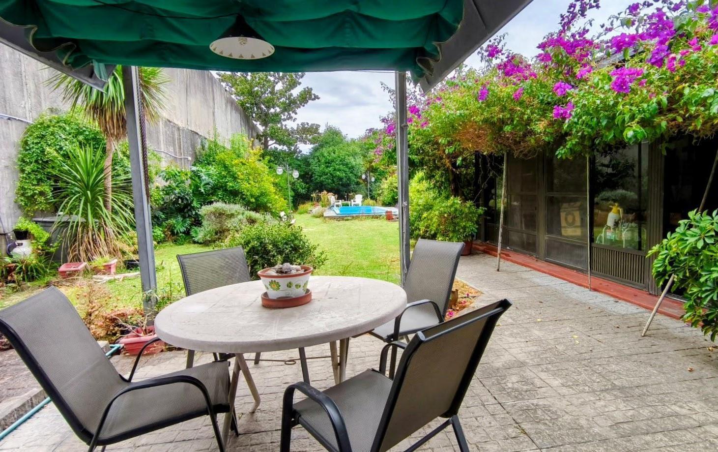 Foto de CASA EN VENTA C/PARQUE, PILETA Y QUINCHO | LOTE 600 M² | AV. 31 | SAN, imagen 2