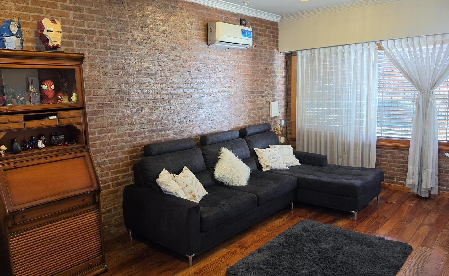 Foto de Casa en venta Barrio Norte | 3 dormitorios | Cochera 3 autos quincho, imagen 3