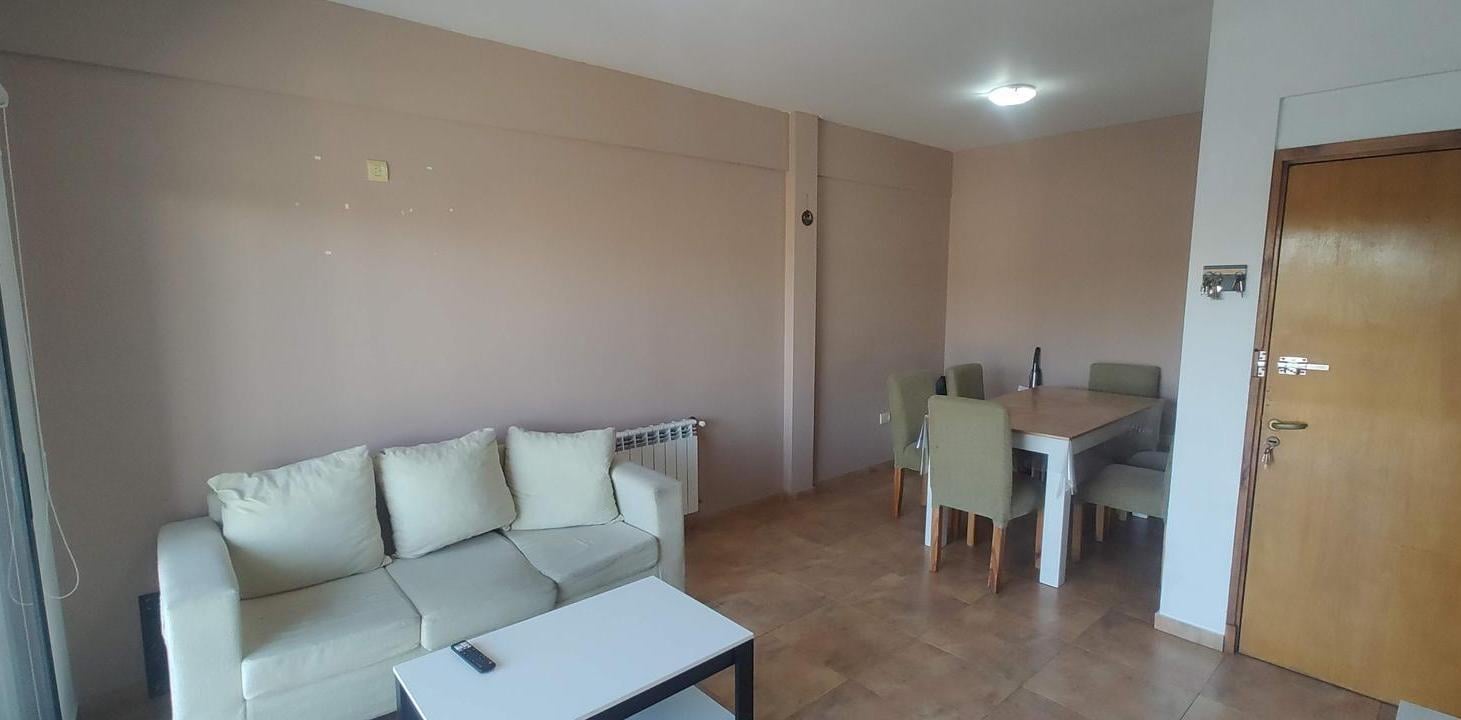 Foto de 1 dormitorio con balcón y radiadores | A metros de Parque Castelli, imagen 5