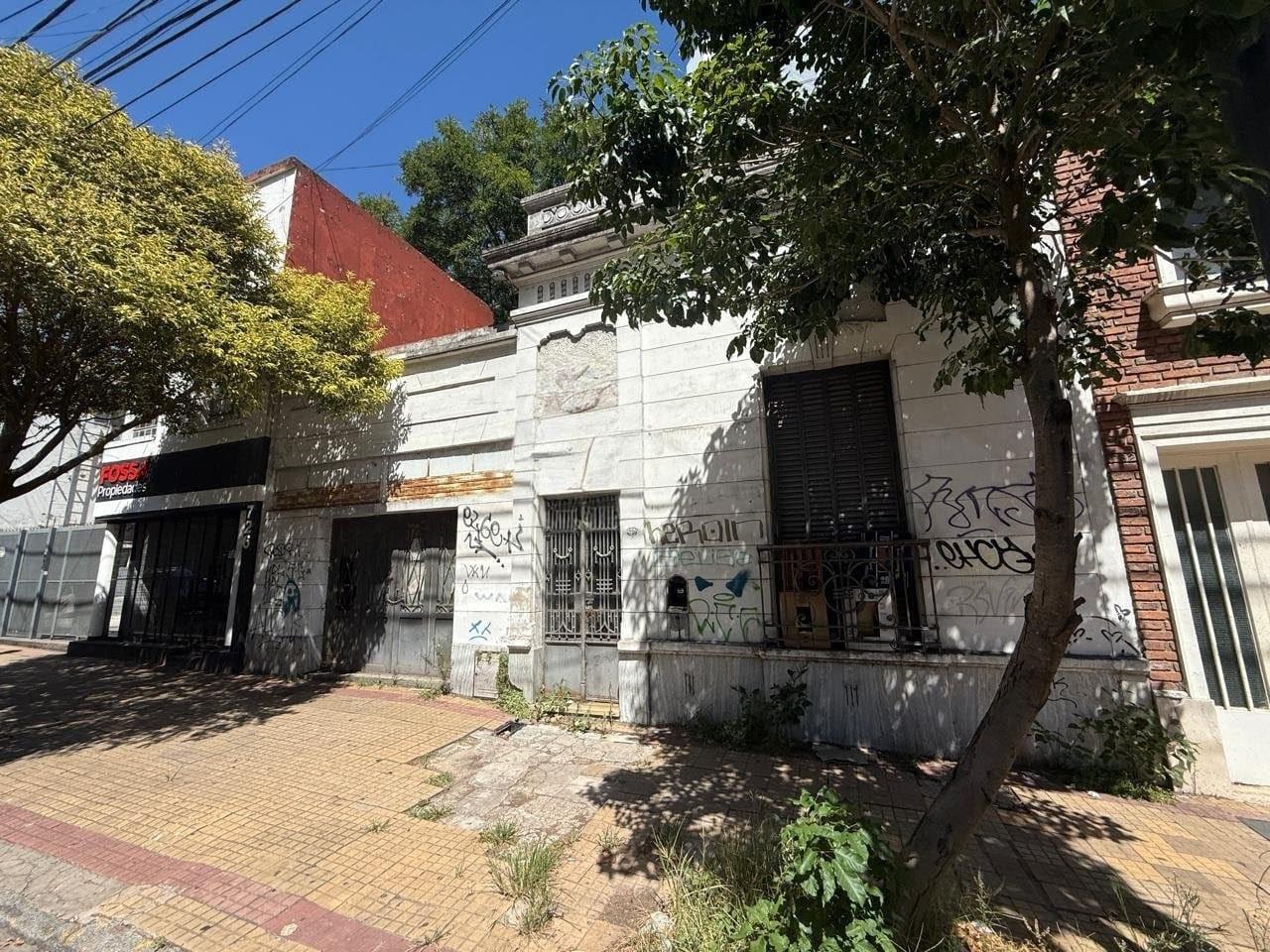 Foto de Propiedad a reciclar o desarrollar – Calle 46 entre 9 y 10, imagen 2