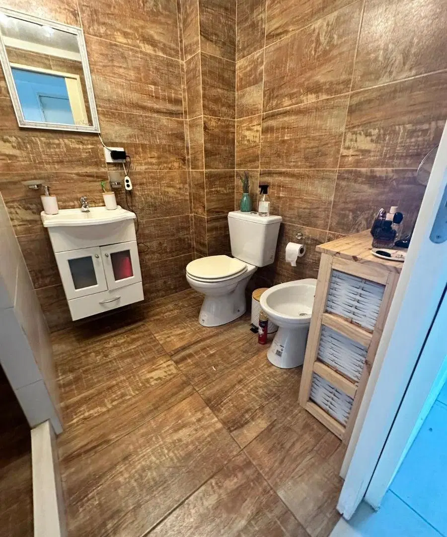 Semipiso de 2 Amb. 50 m2 en Impecable Estado (APTO CREDITO) 4